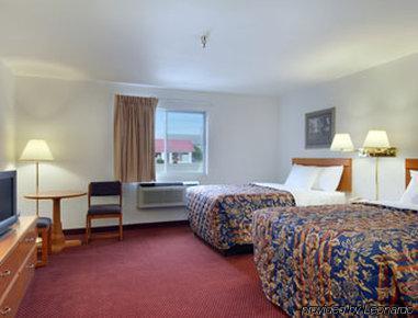 Econo Lodge Rice Lake Room photo